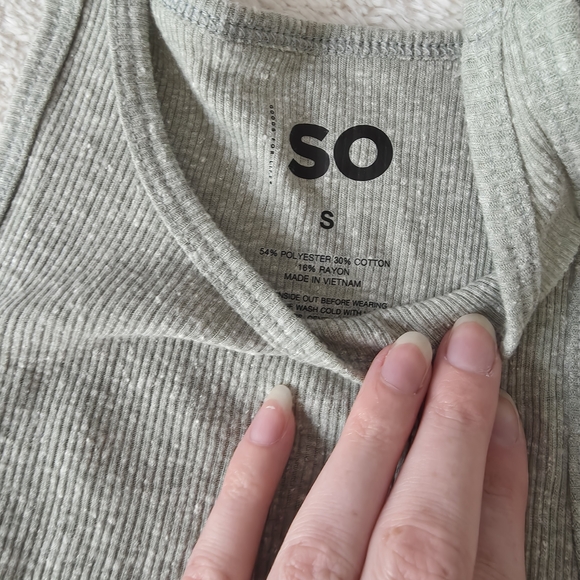 Tank Top Bundle - Picture 7 of 10